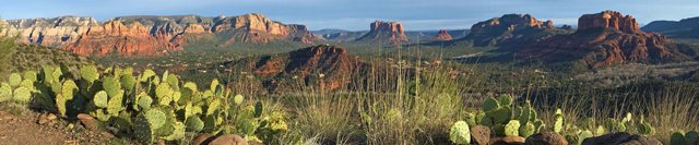 Panorama southern view of Sedona